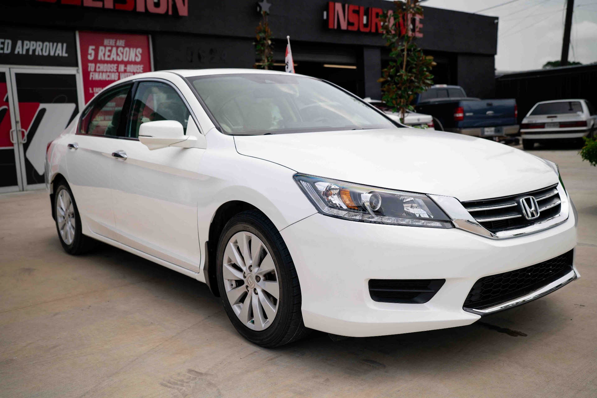 2015 Honda Accord - Image 2