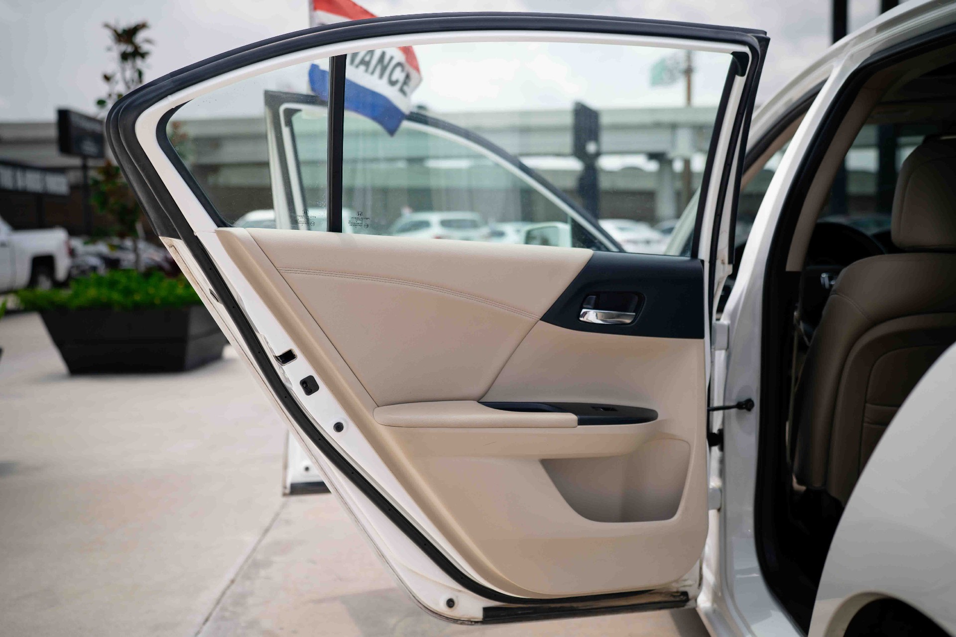 2015 Honda Accord - Image 11
