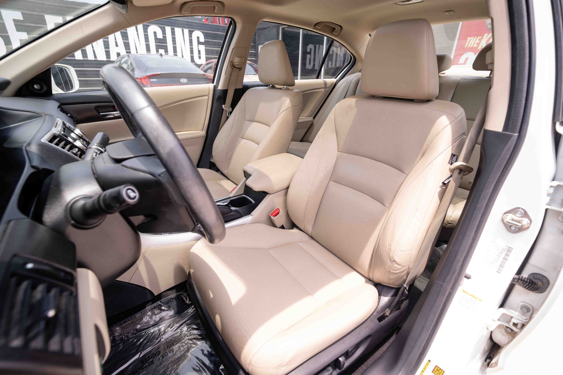 2015 Honda Accord - Image 16