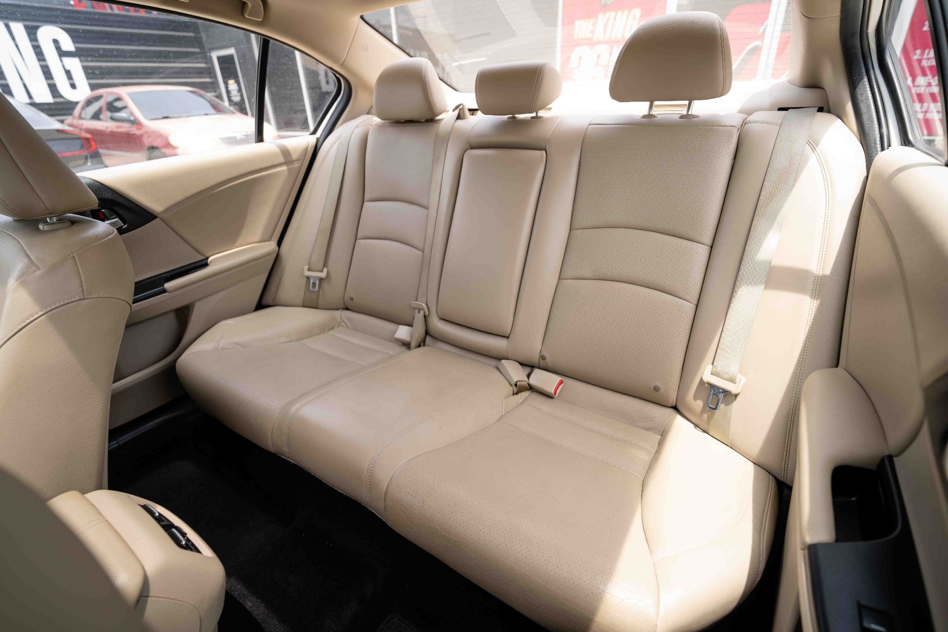 2015 Honda Accord - Image 17