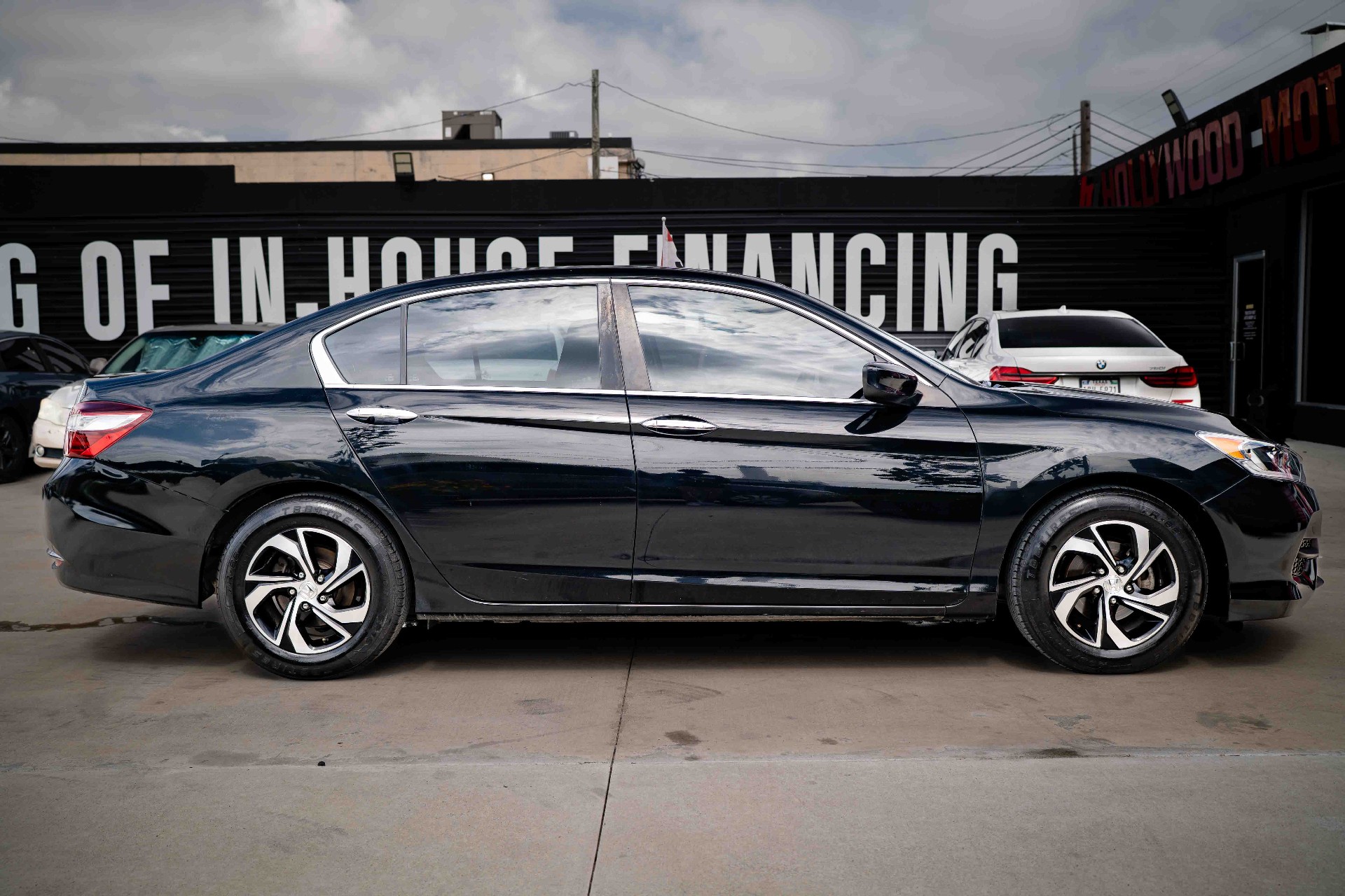 2016 Honda Accord Sport - Image 17