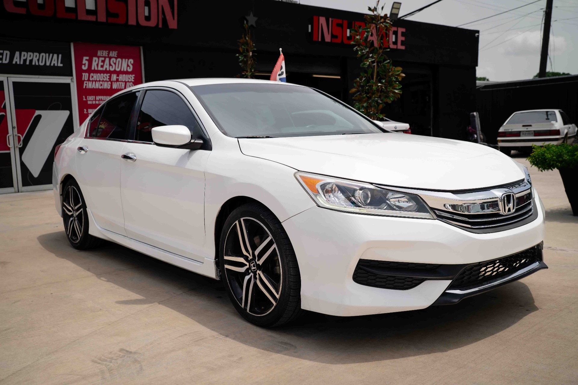 2017 Honda Accord Sport - Image 2