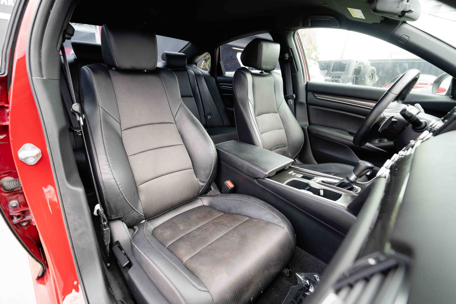2019 Honda Accord - Image 14