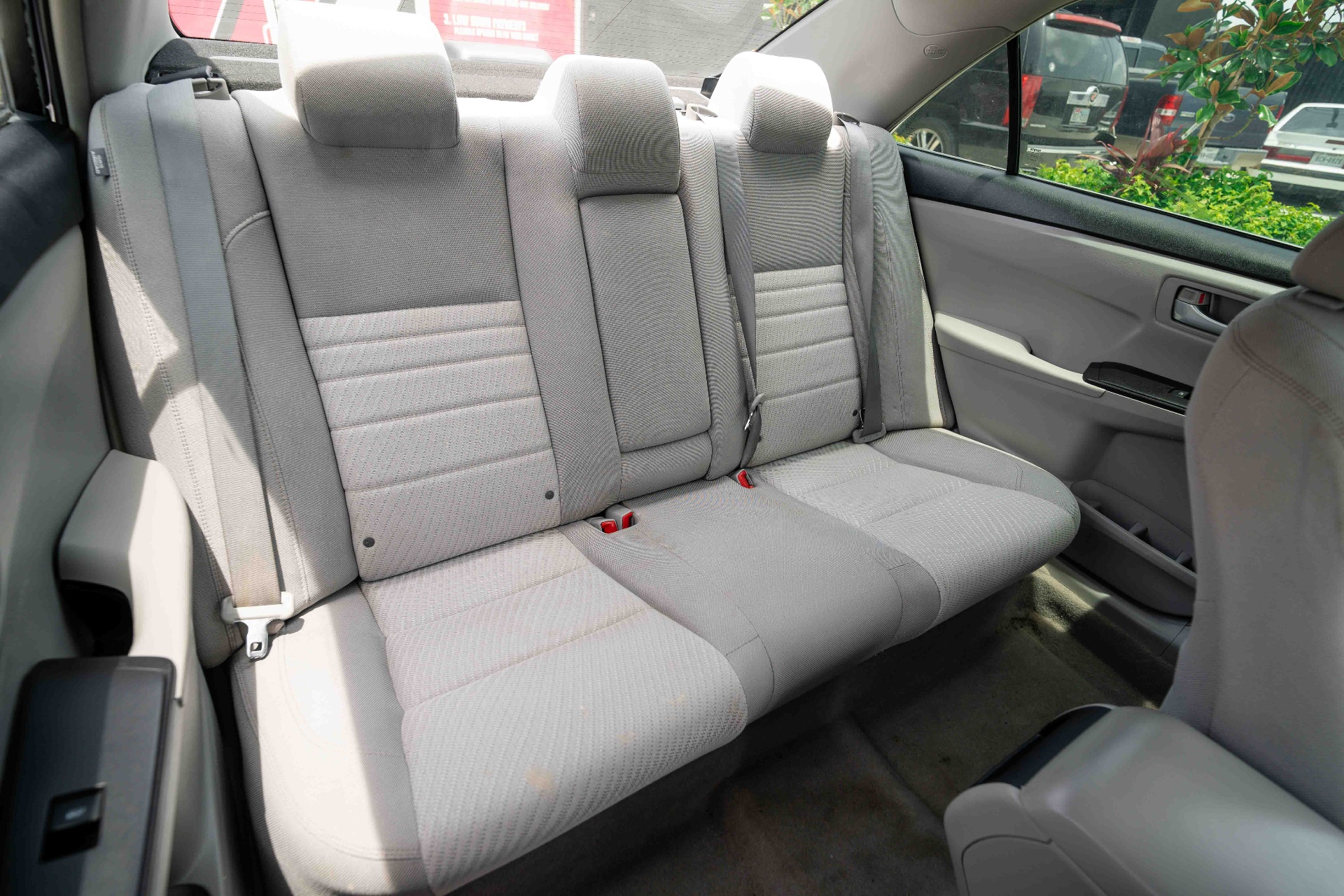 2015 Toyota Camry - Image 14