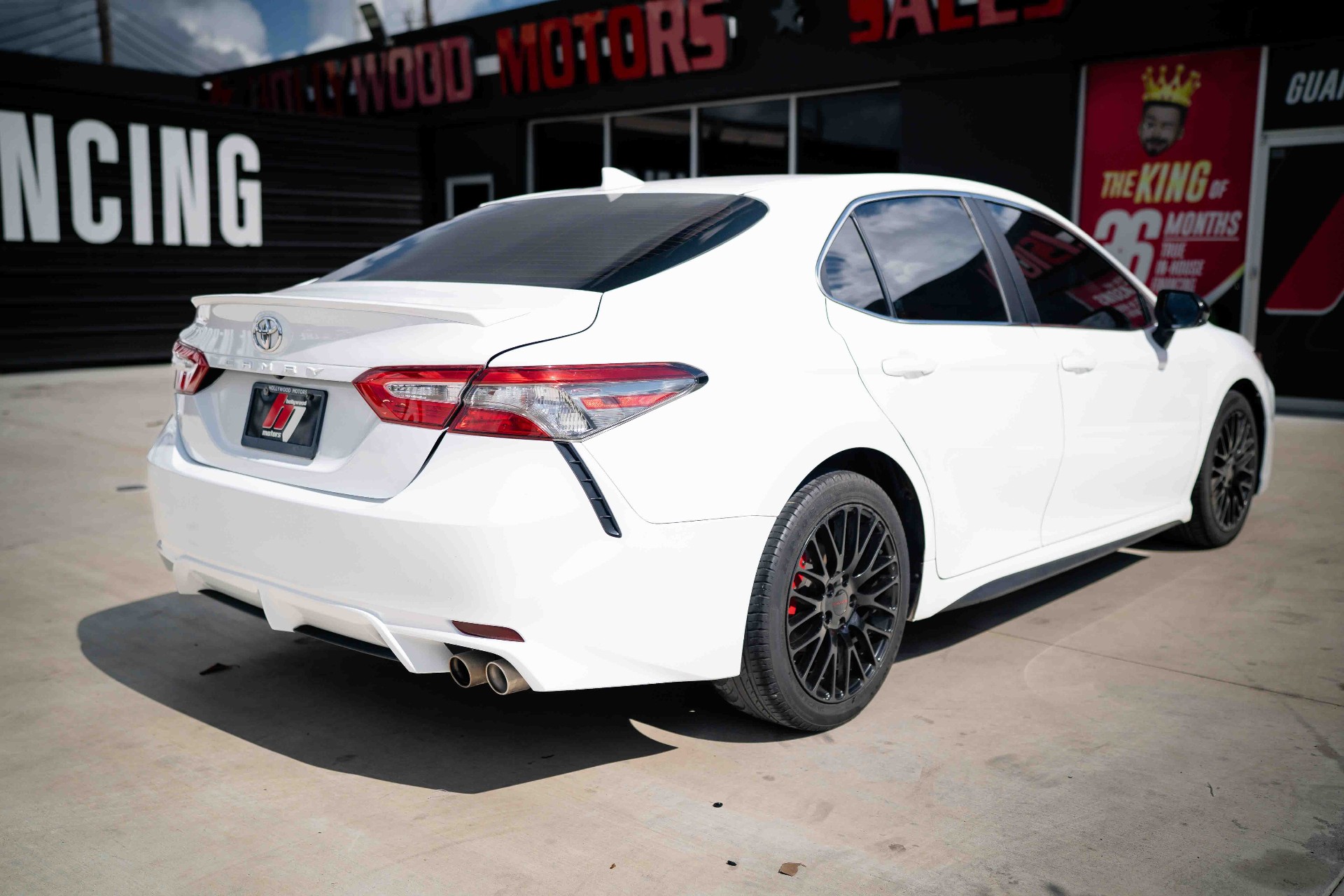 2019 Toyota Camry - Image 6
