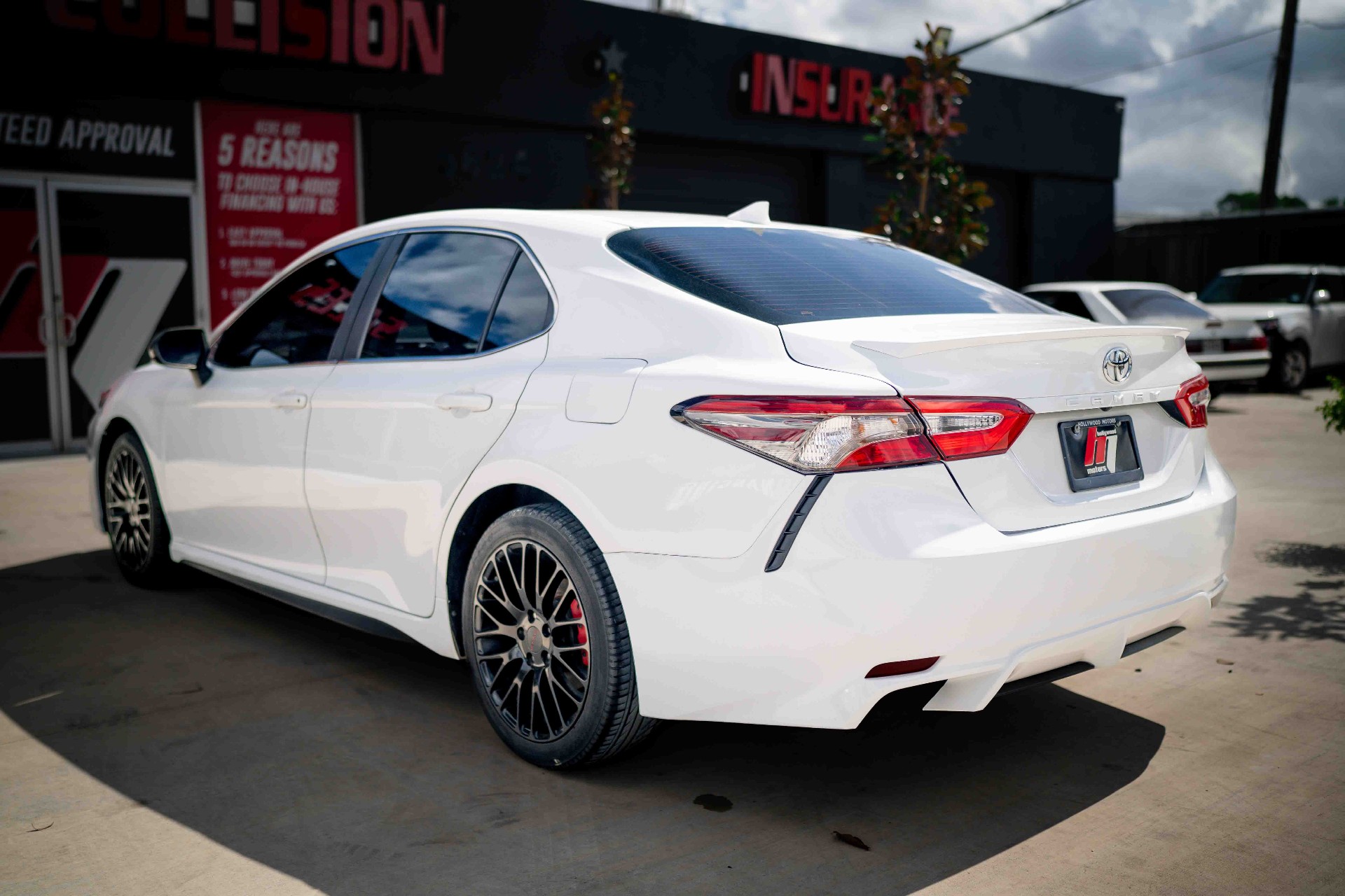 2019 Toyota Camry - Image 7