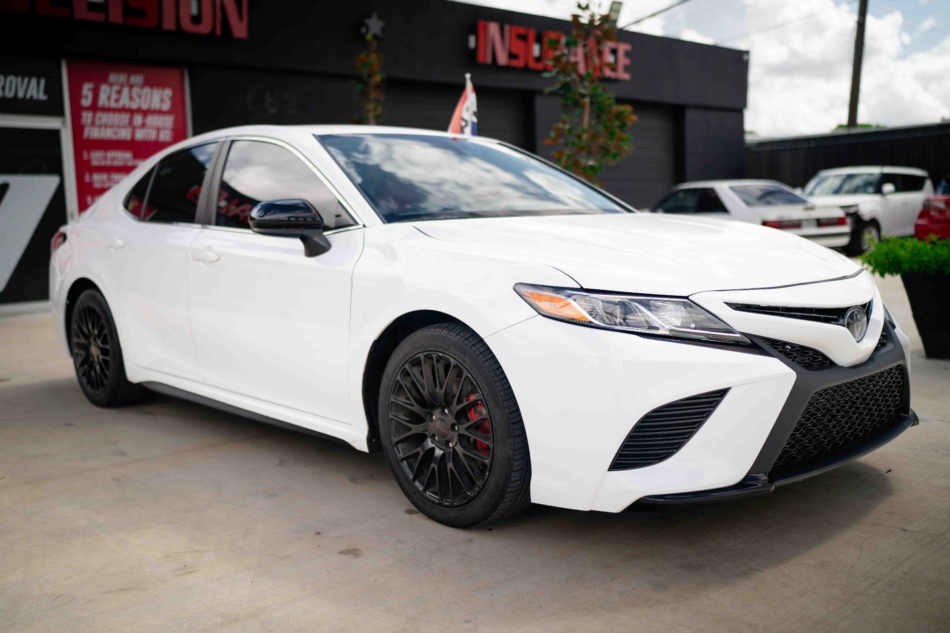 2019 Toyota Camry - Image 3