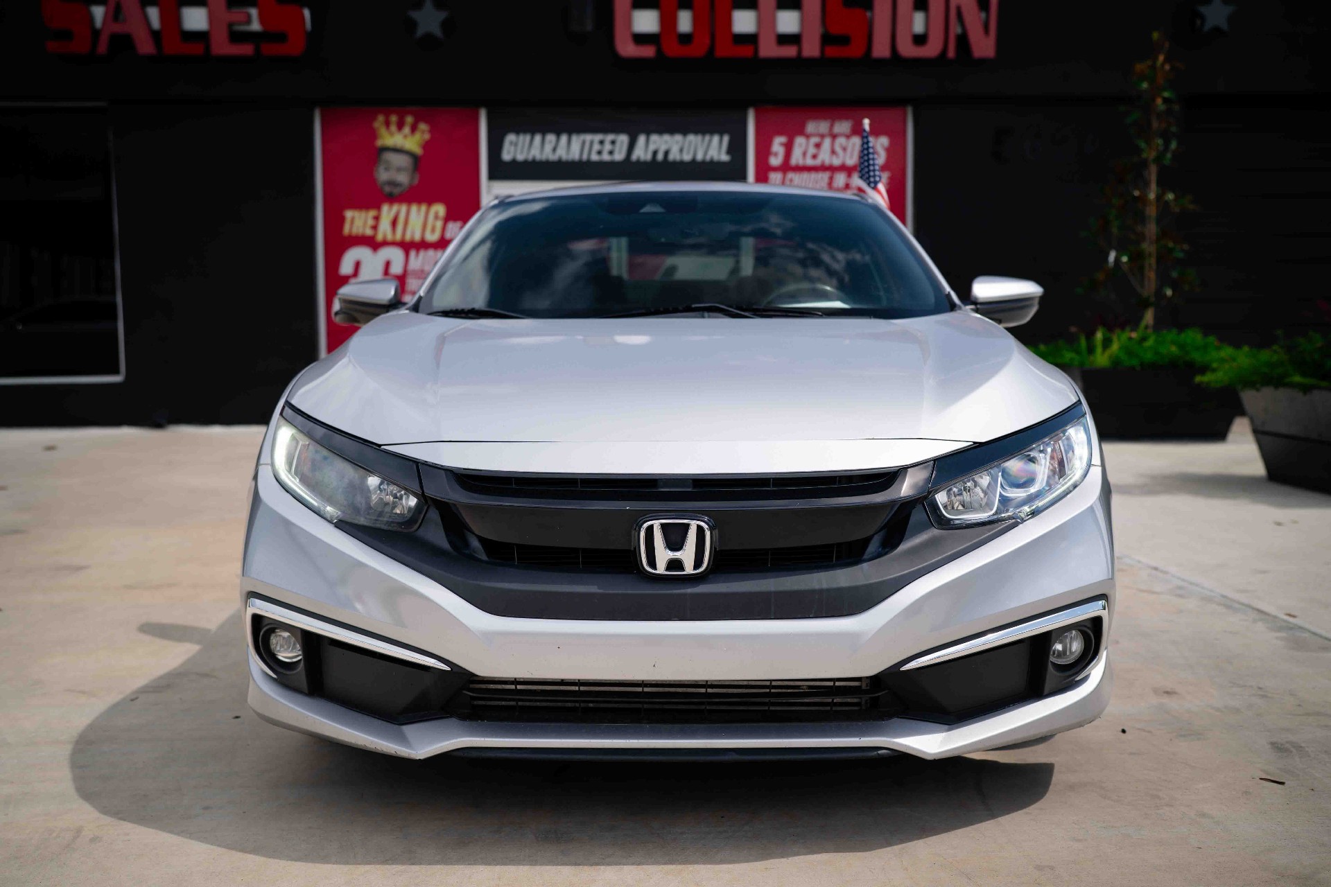 2019 Honda Civic Coupe - Image 3