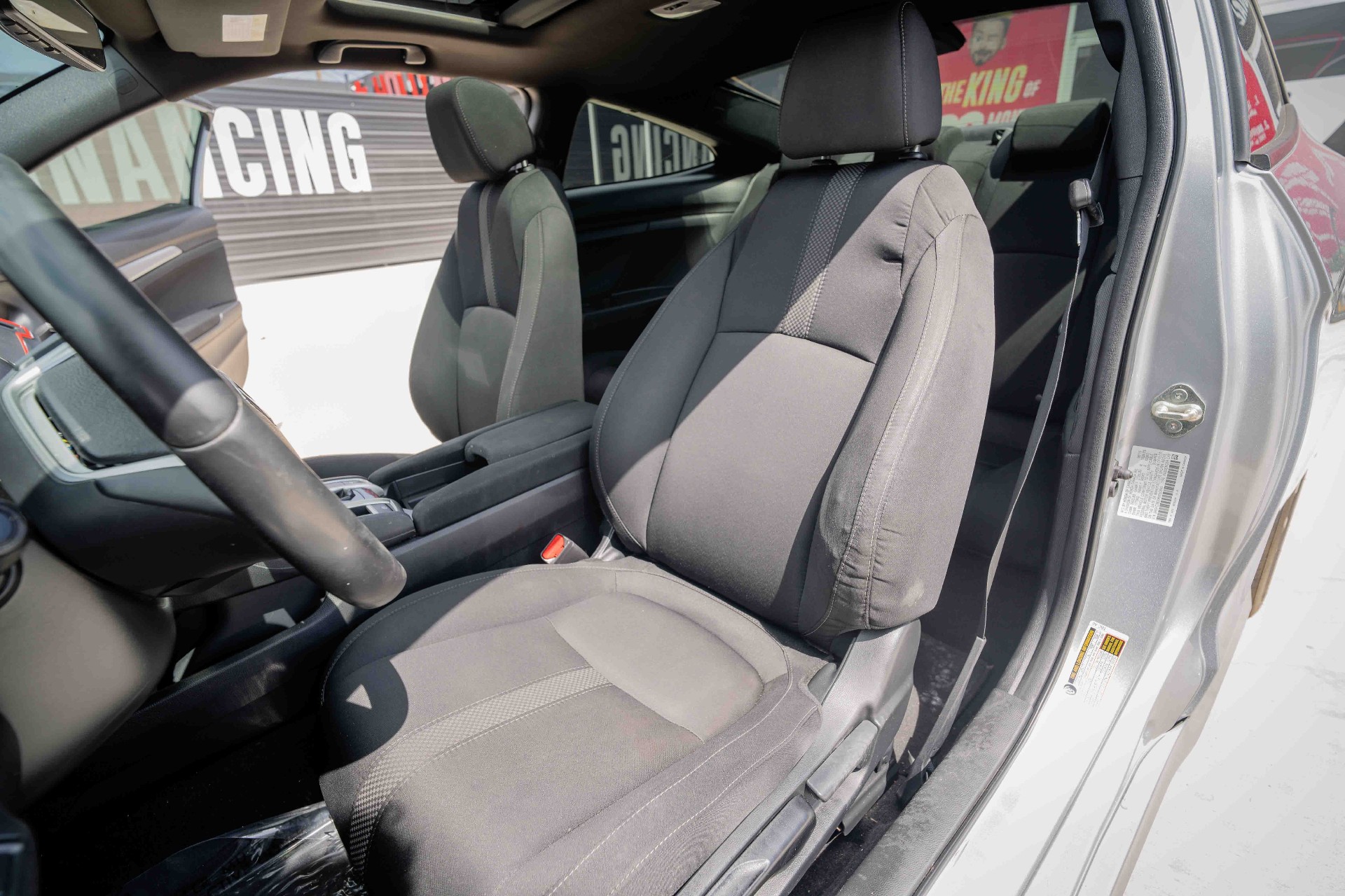 2019 Honda Civic Coupe - Image 13
