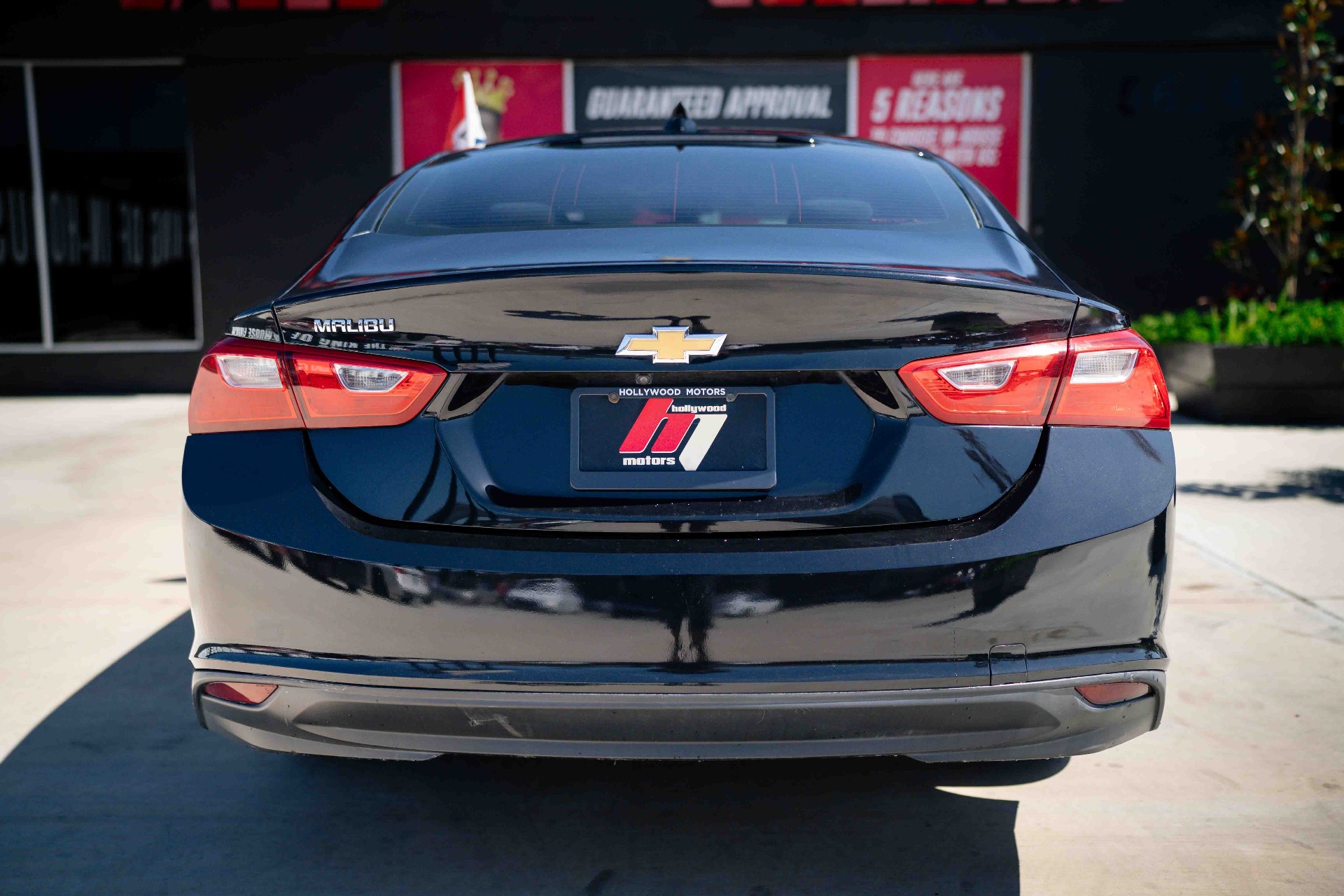 2018 Chevrolet Malibu - Image 8