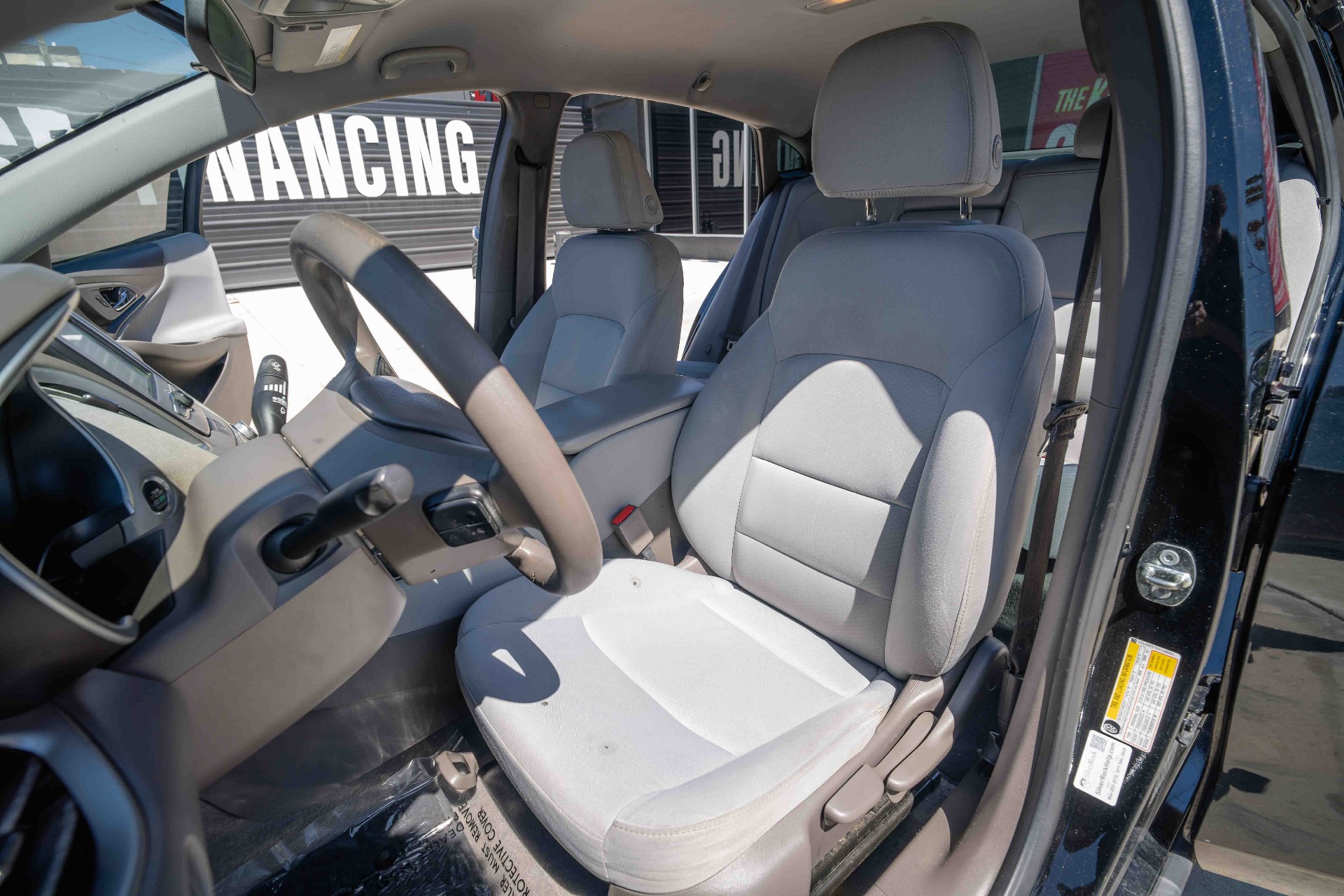 2018 Chevrolet Malibu - Image 14