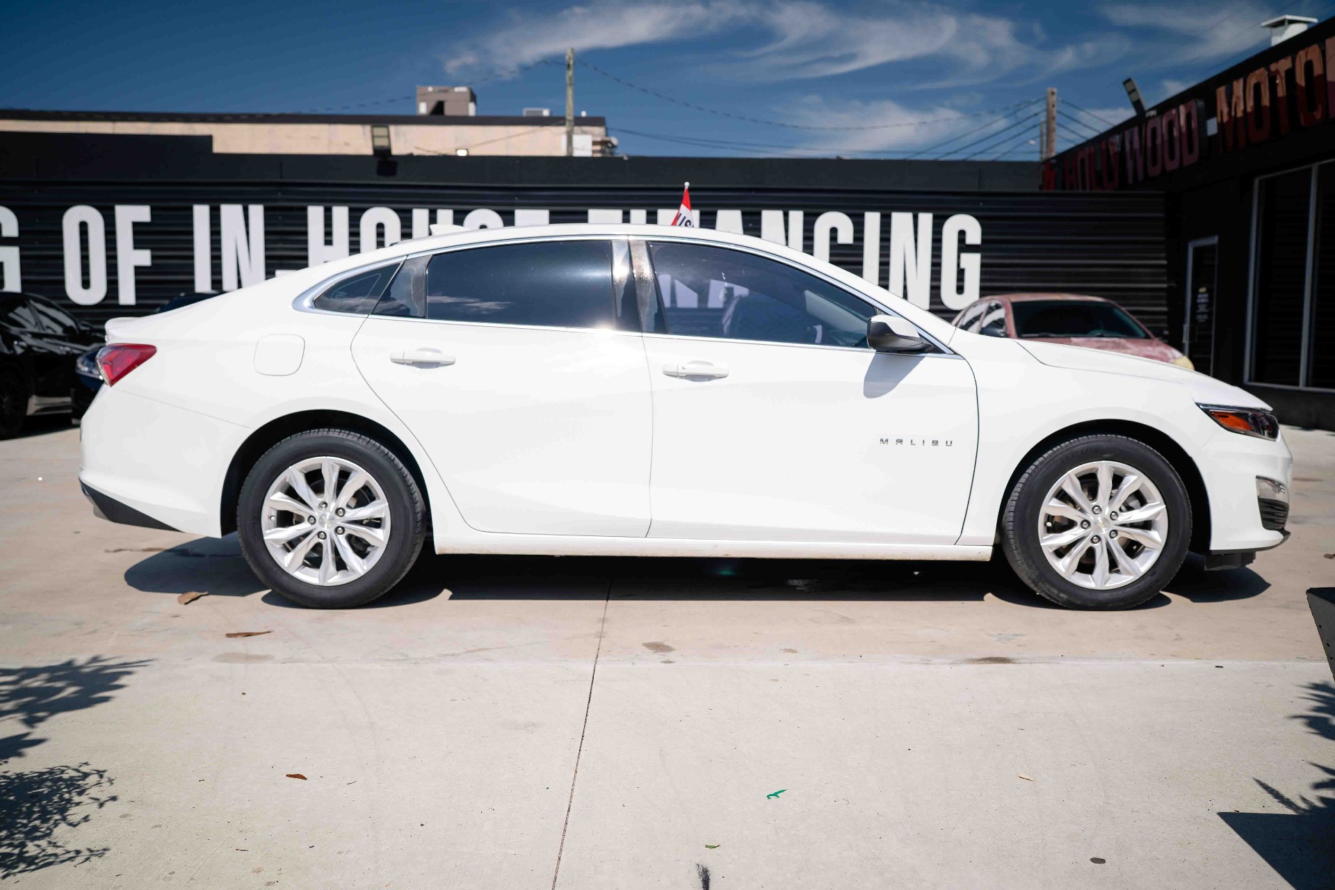 2018 Chevrolet Malibu LT - Image 4