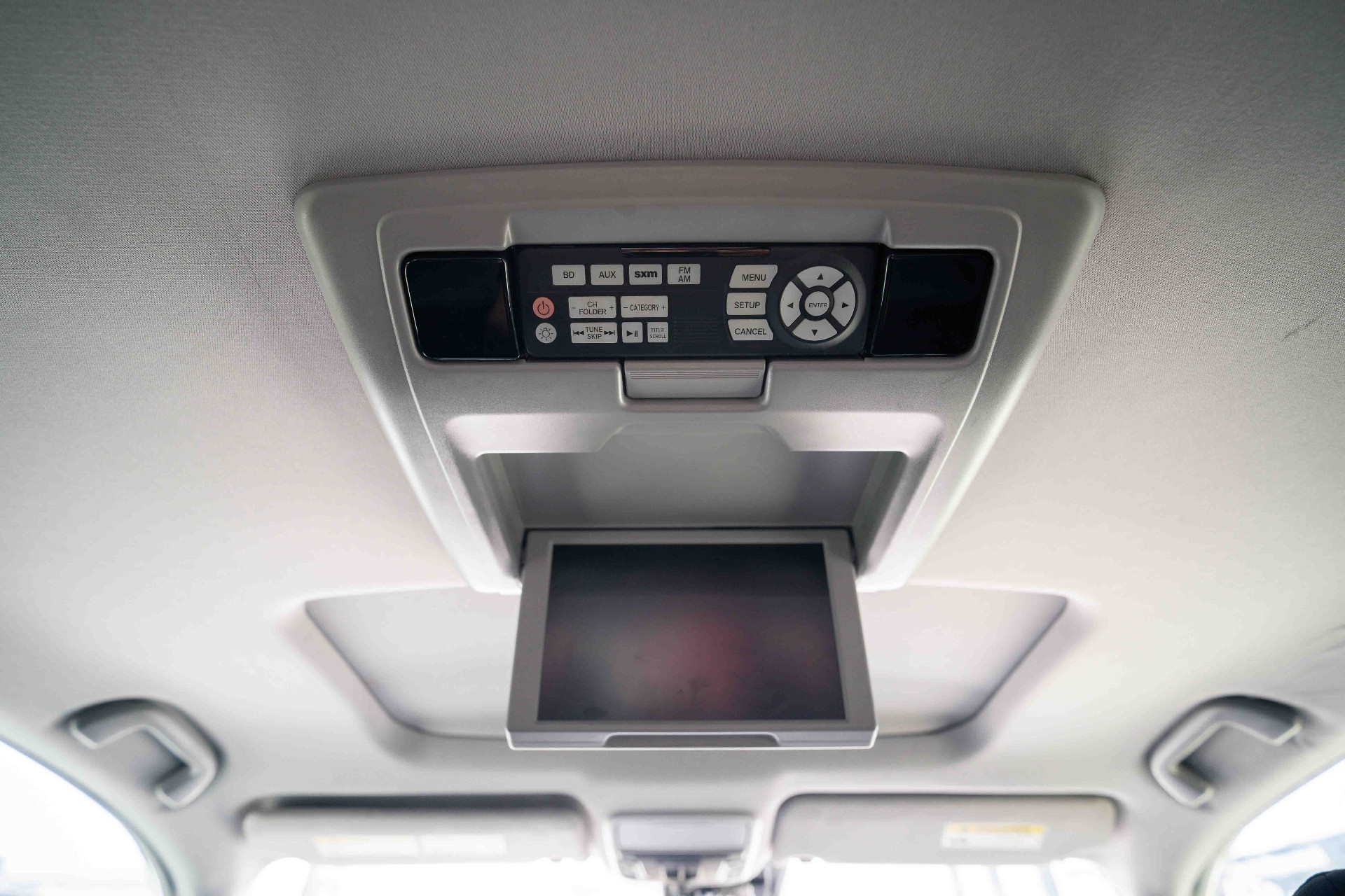 2017 Honda Pilot - Image 18