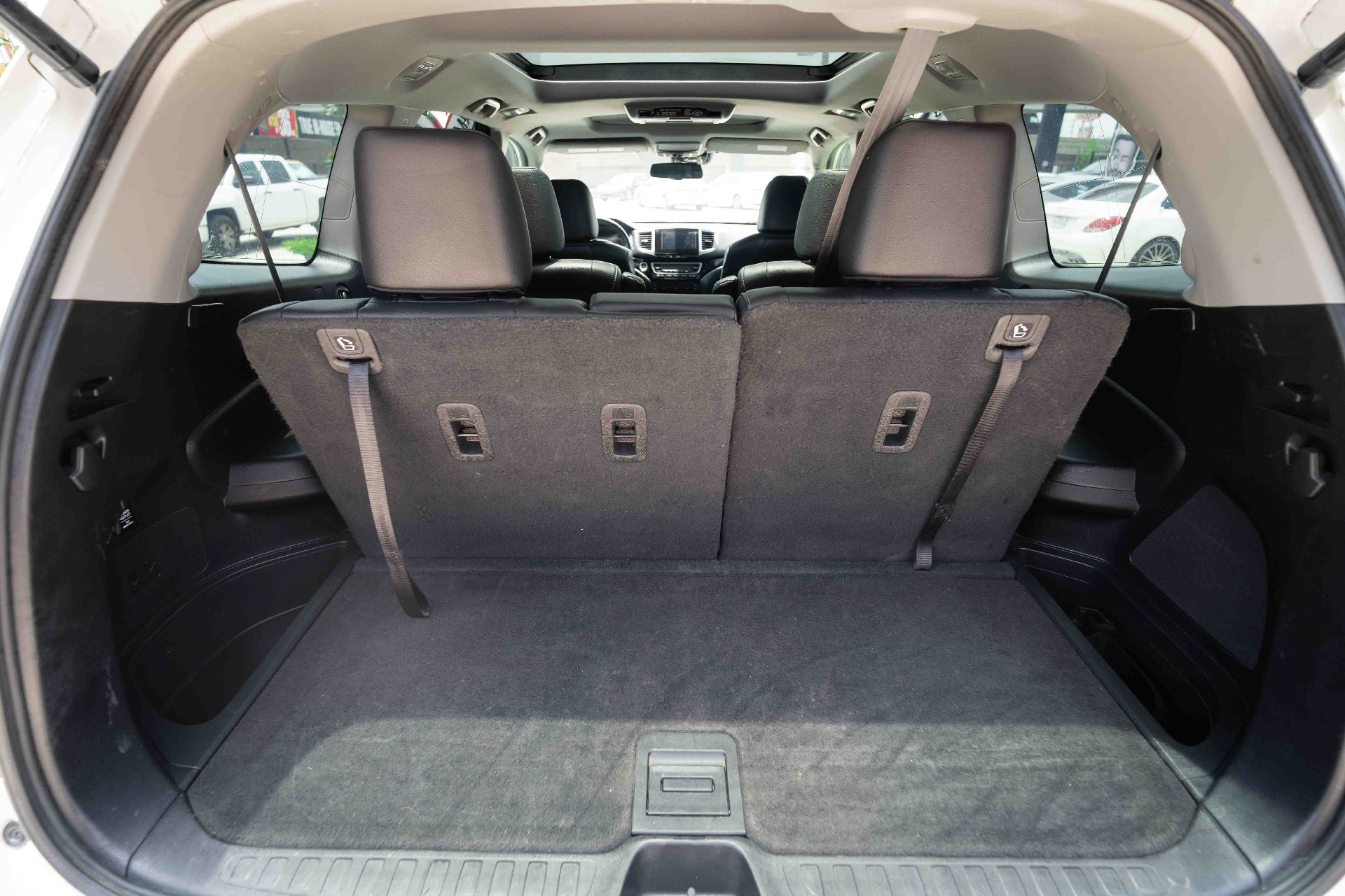 2017 Honda Pilot - Image 19