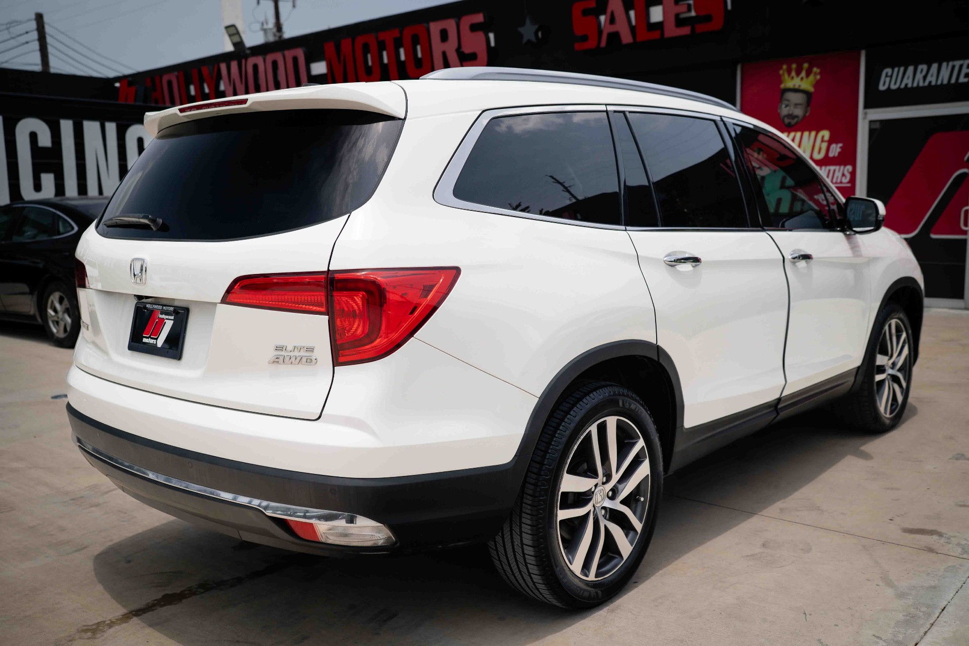 2017 Honda Pilot - Image 6